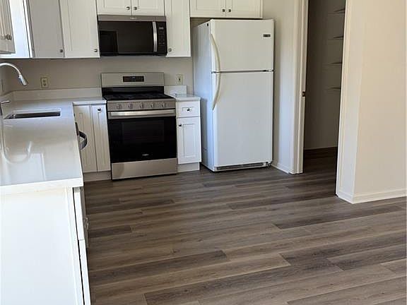 4th image of 808 Kenneth Ave #2