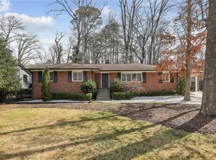 1047 Vistavia Cir, Decatur, GA 30033