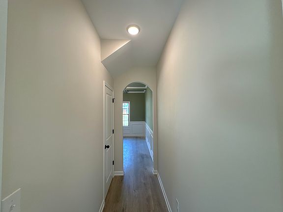 3rd image of 1111 Southall Lane #86