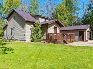 N5925 Crystal Dr, Cecil, WI 54111