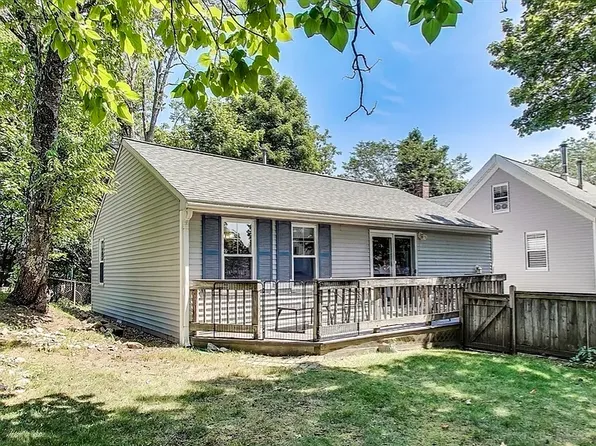 417 Washington St, Norwood, MA 02062