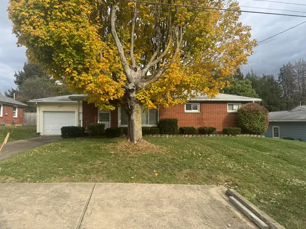 6 Miller Ave, Mount Vernon, OH 43050