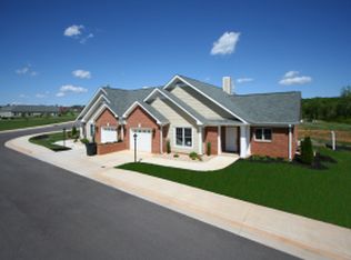 90 Retirement Dr, Hardy, VA 24101