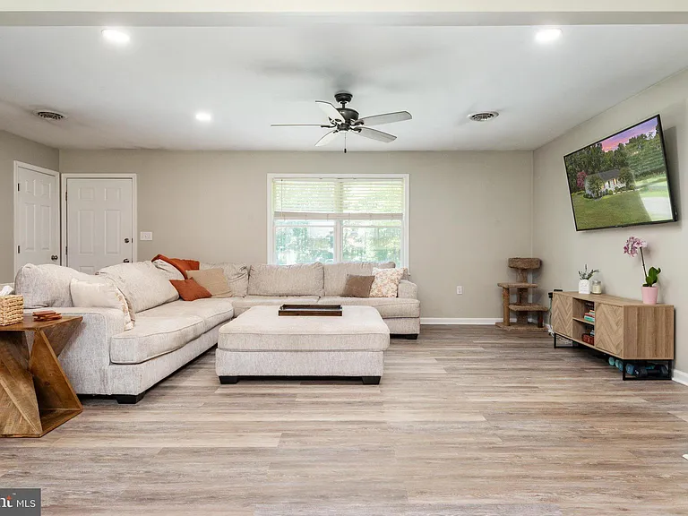 305 Merrick Corner Rd — Photo 10