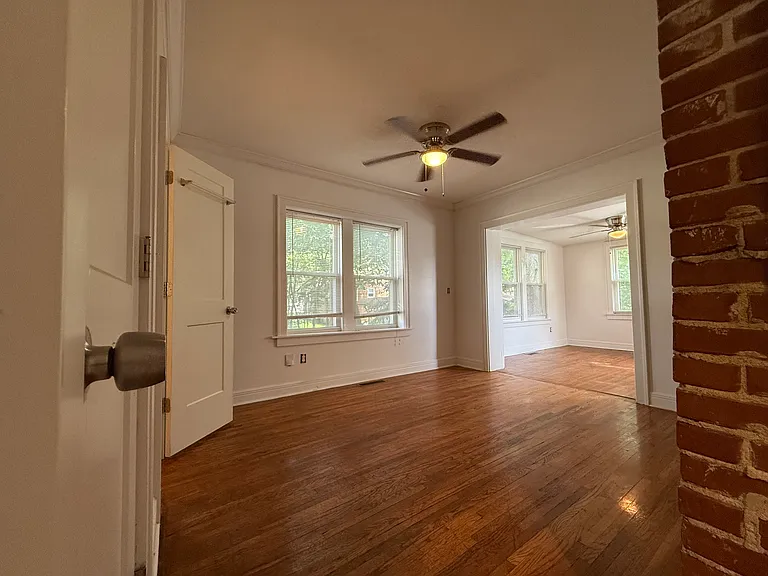 1158 E Loren St — Photo 13