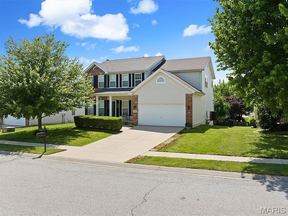 1st image of 6817 Dunhill Dr