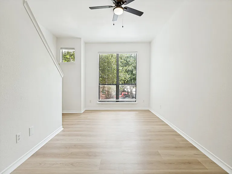 120 Nemo Ct — Photo 5