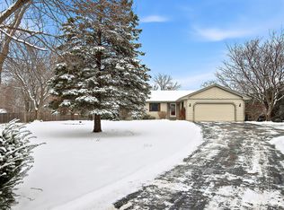 8508 Nolan St, Harvard, IL 60033