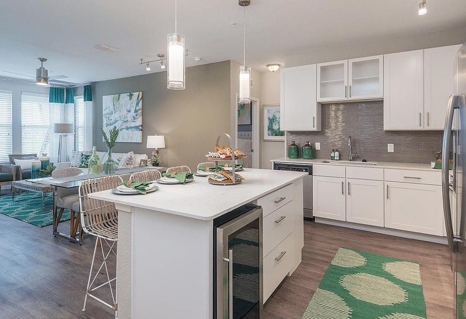 Ridgelake Apartment Rentals Sarasota, FL Zillow