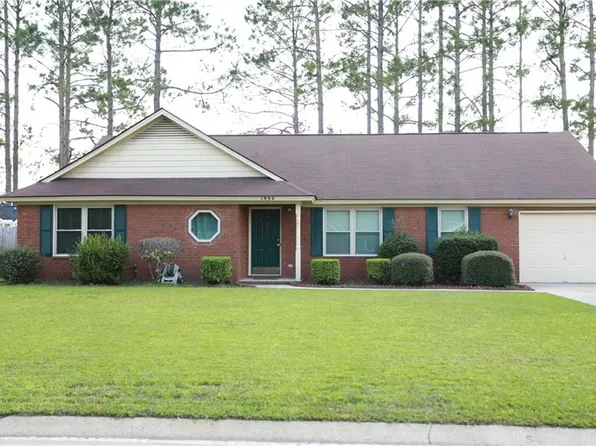 1932 Salisbury Way, Hinesville, GA 31313