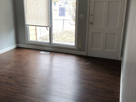 4th image of 4008 Arquette Dr