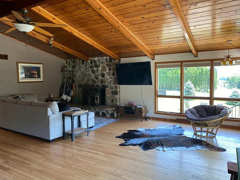 4786 Merten Dr — Photo 11