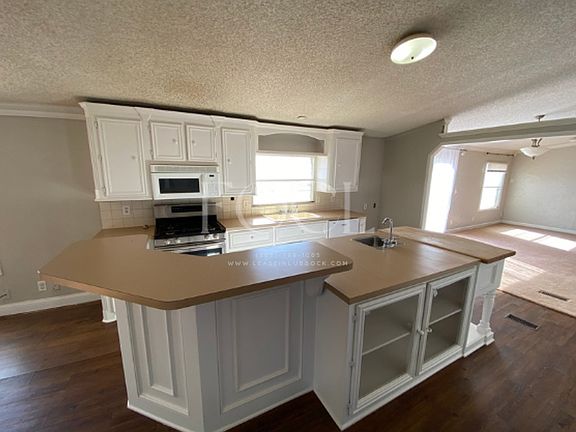 3rd image of 10701 County Road 6700
