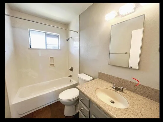 2 bed, 772 sqft, $2,000 — Photo 3
