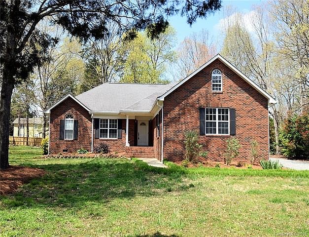 1st image of 901 Pilgrim Forest Dr