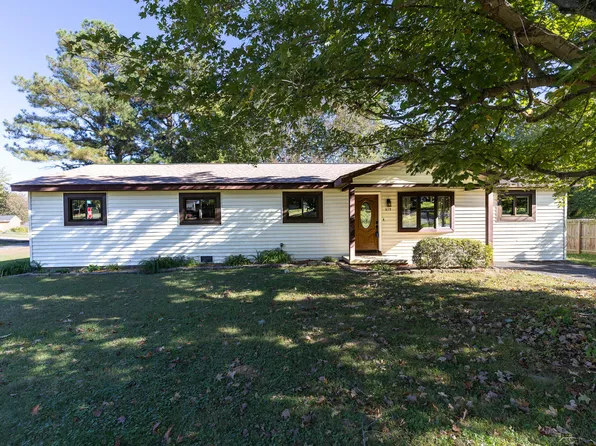619 Hemlock St, Calvert City, KY 42029