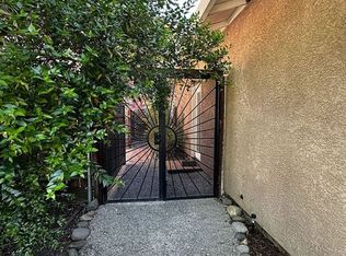 2570 Harlan Dr, Redding, CA 96003