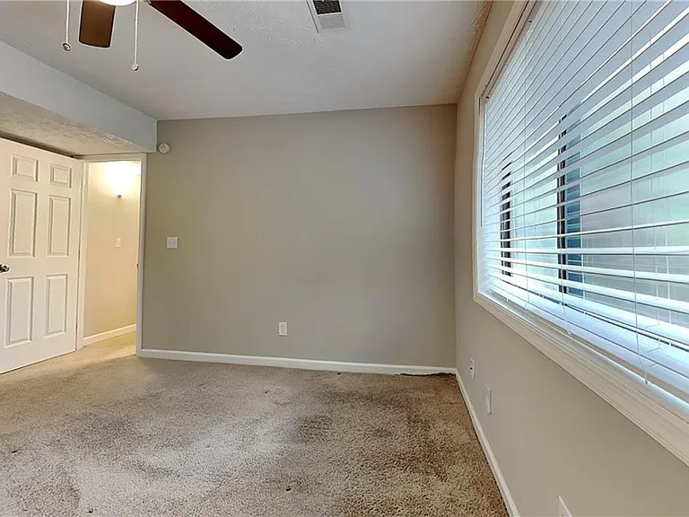 5142 Manitou Way — Photo 11