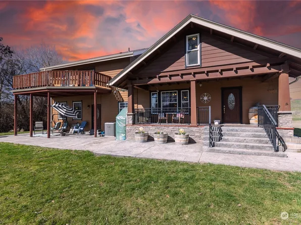 1014 Grandview Ave, College Place, WA 99324