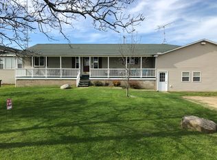 204 W Barnhart Rd, Coldwater, MI 49036