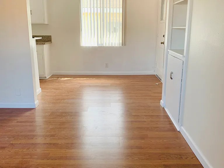 11828 Eucalyptus Ave #D — Photo 4
