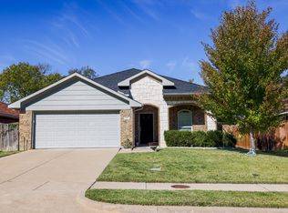 815 Ranch Rd, Dallas, TX 75253