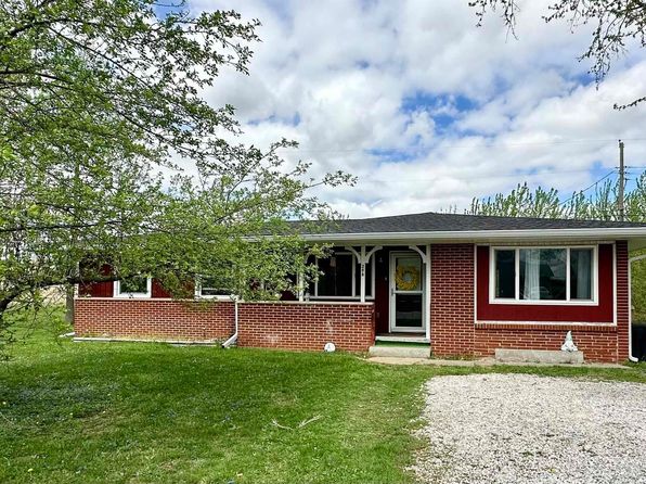 298 W Middleton St, Orleans, IN 47452