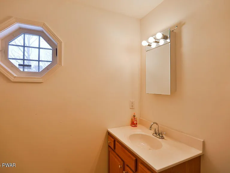 110 Stallion Dr — Photo 145