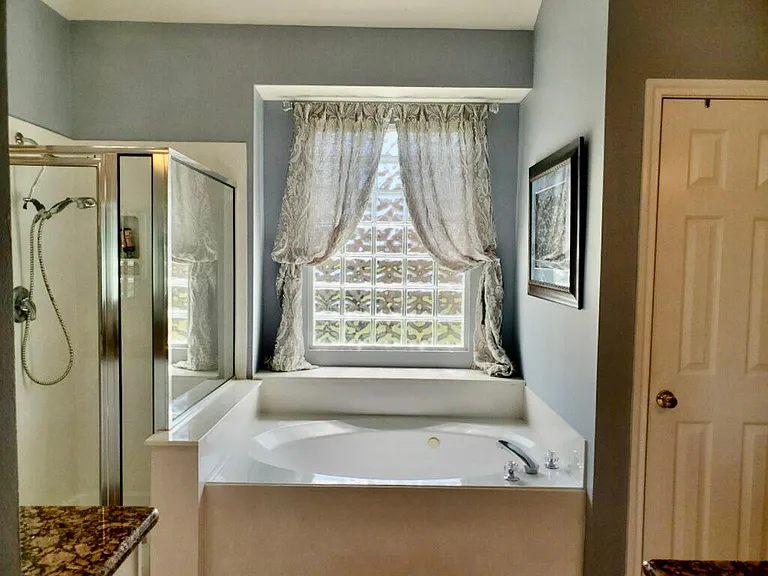 4417 Blooming Garden Ct — Photo 8