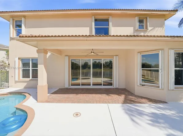 1887 Harbor View Cir, Fort Lauderdale, FL 33327