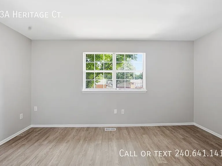 13A Heritage Ct — Photo 8