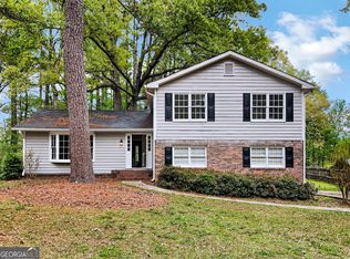 811 Covered Bridge Way, Fayetteville, GA 30214