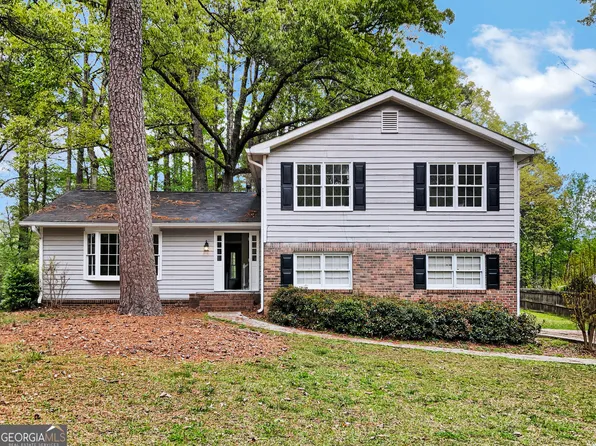 811 Covered Bridge Way, Fayetteville, GA 30214