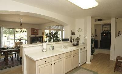 5th image of 9647 Independence Dr
