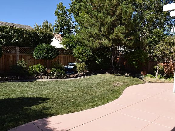 2nd image of 4128 Enchanted Cir