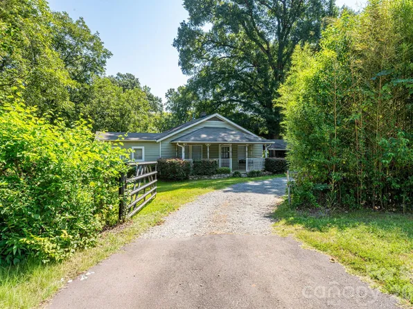 301 Belt Dr, Gastonia, NC 28056