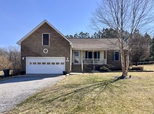 4869 Starks Rd, Cross Plains, TN 37049