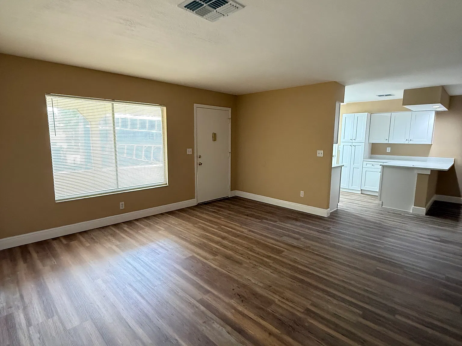 3 bed, 1540 sqft, $2,150 — Photo 3