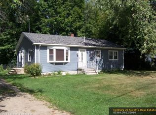 8 Sebasticook Dr, Clinton, ME 04927