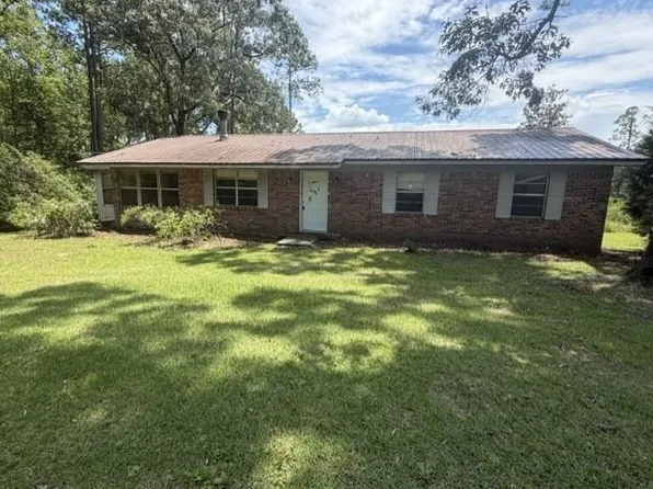 260 White Tail Ln, Brewton, AL 36426