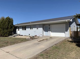 503 8th Ave SE, Stanley, ND 58784