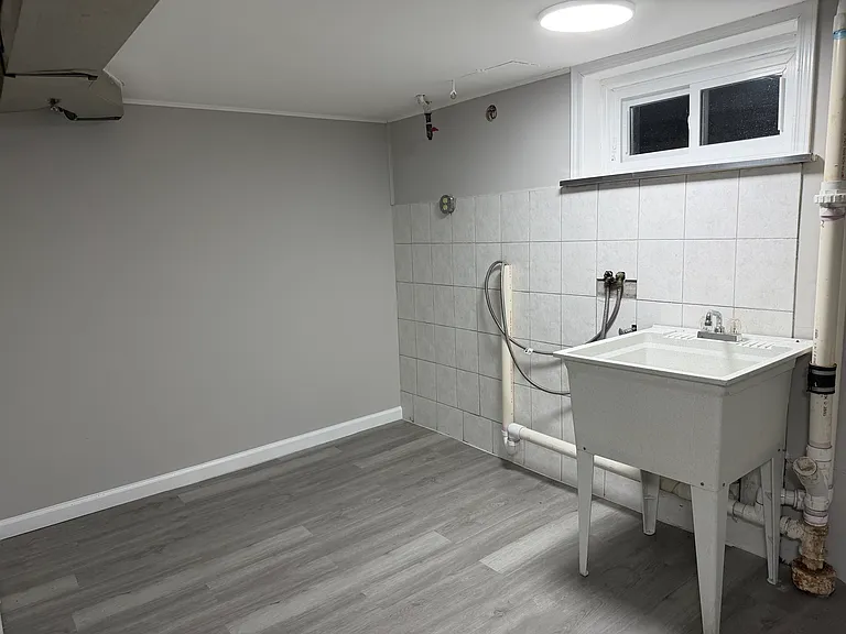 37 Revere Dr — Photo 13