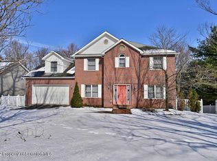 213 Marcaby Ln S, Clarks Summit, PA 18411
