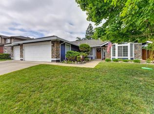 9212 Decorah Way, Elk Grove, CA 95624