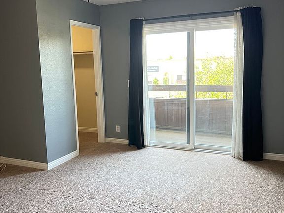 3rd image of 2305 Artesia Blvd