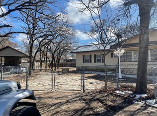 1778 Long Ct, Azle, TX 76020