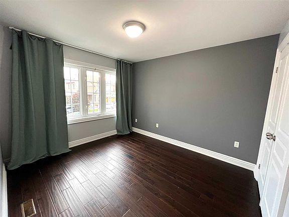 5th image of 2293 Crestmont Dr