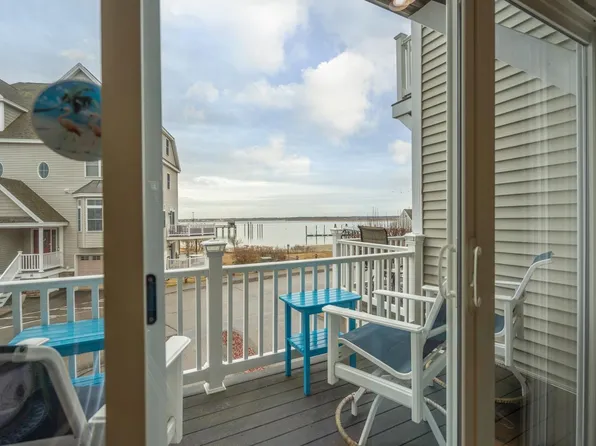 24 Harbor Road #14, Hampton, NH 03842