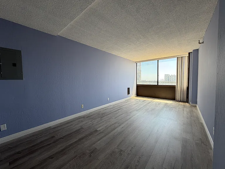 801 Franklin St #104 — Photo 6