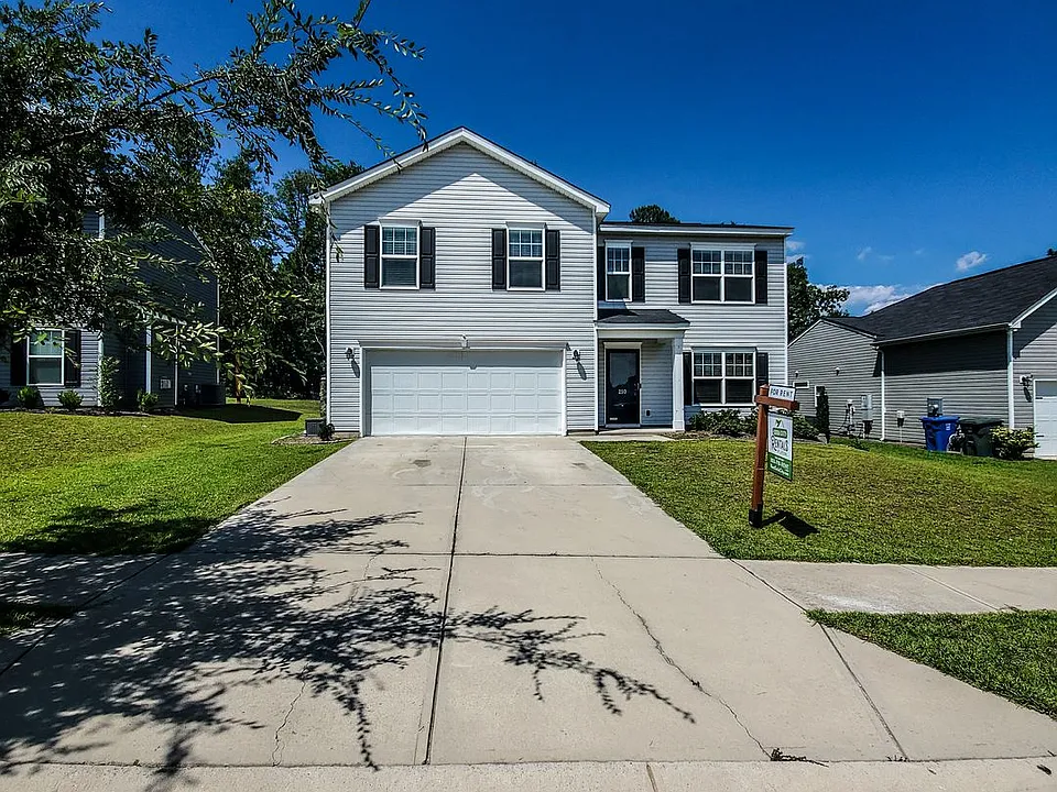 250 Bent Holly Dr